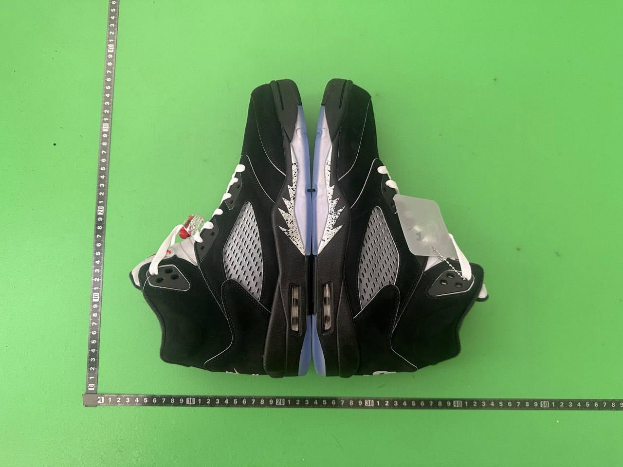 Jordan 5 (18 styles)