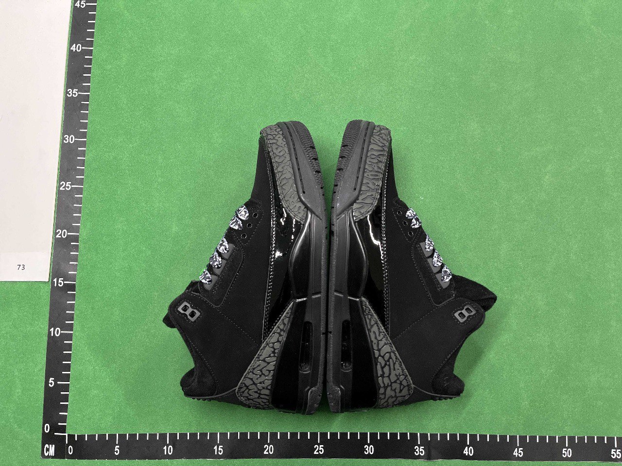 Jordan 3 (40+ styles) (boys and girls)