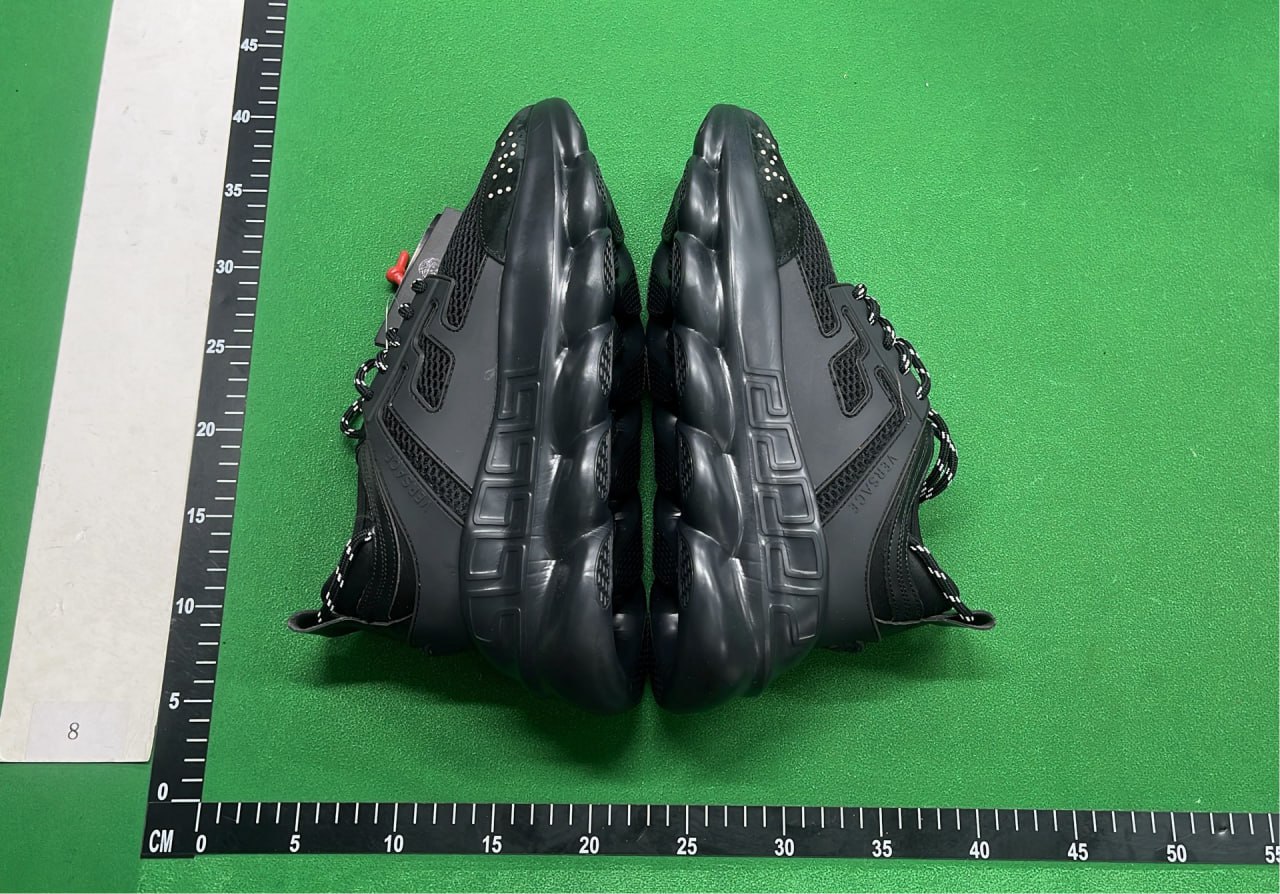 Versace chain reaction