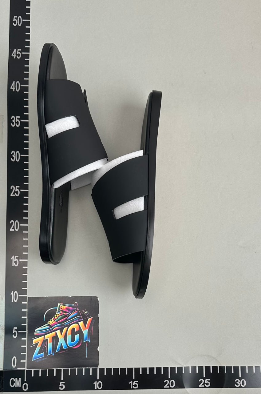 Hermes slippers( 39 + styles)