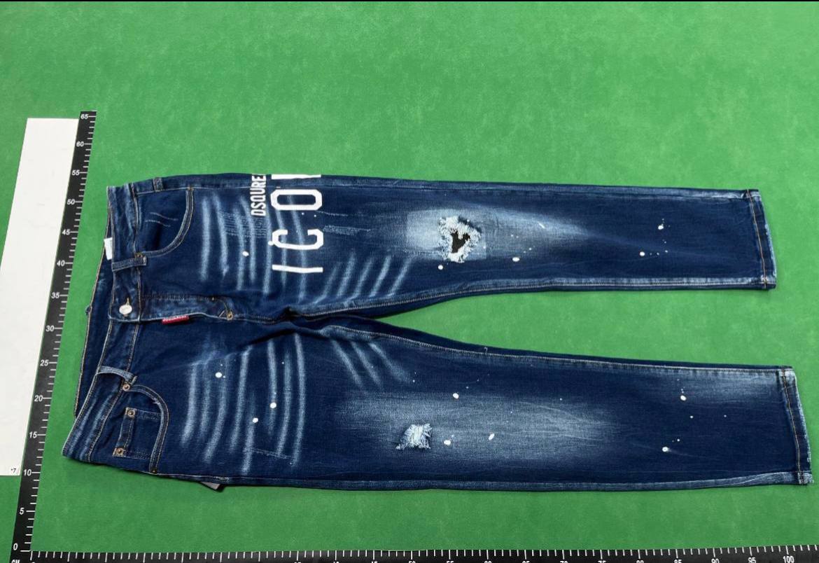 DSQUARED 2 jeans