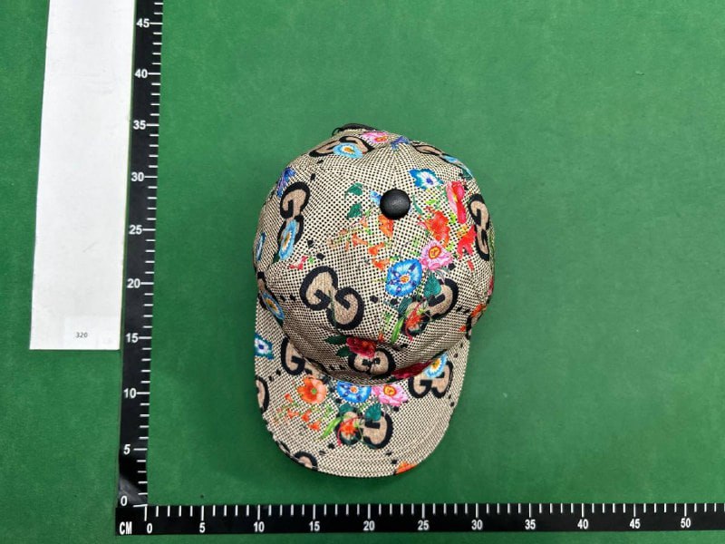 Gucci cap (40 CP)