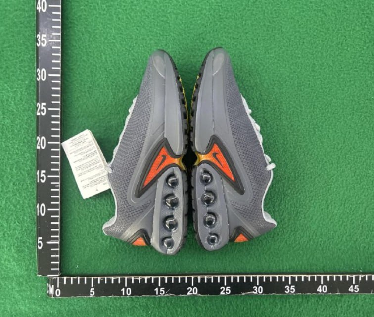 Nike air max dn (40 CP)