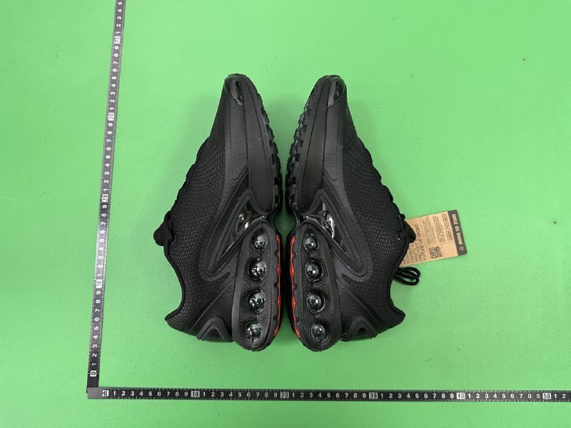 Nike air max dn (40 CP)