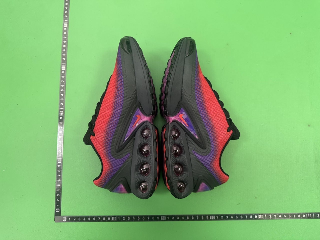 Nike air max dn (40 CP)