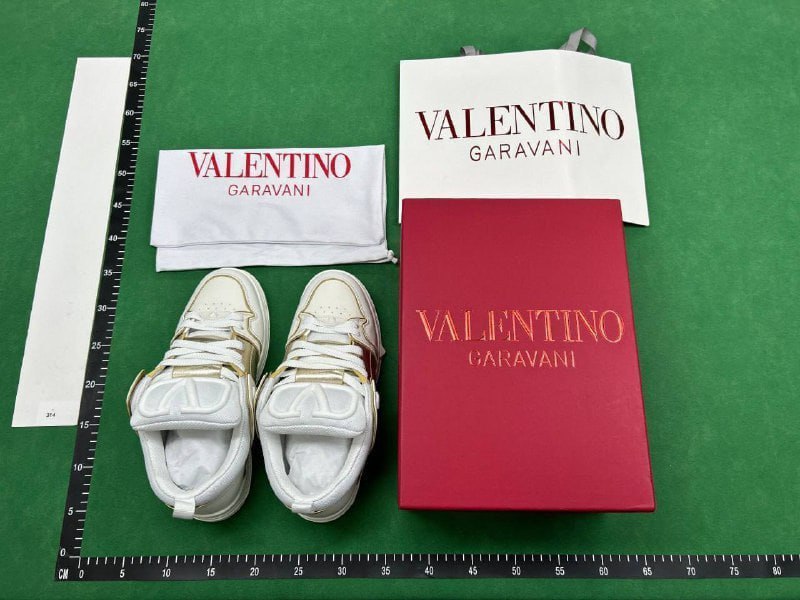 Valentino Shoes 2 (40 styles)