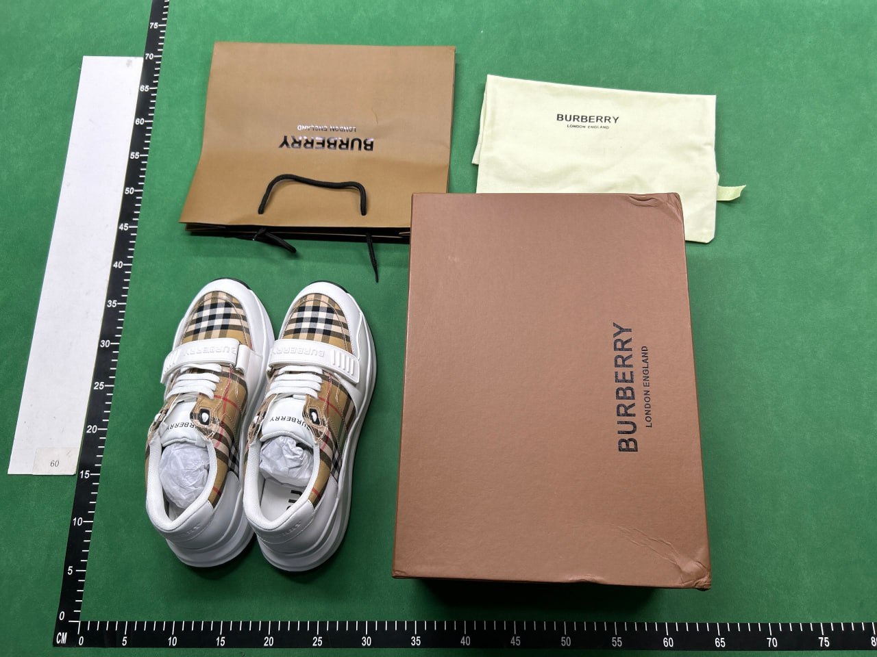 Burberry shoes (40 styles)