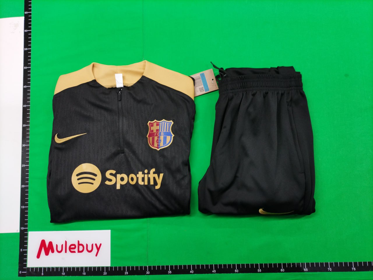 Football training uniform