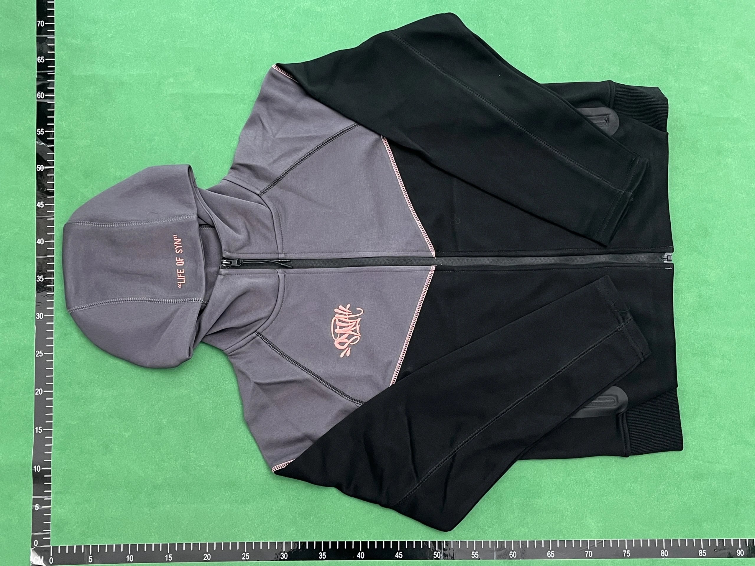 Syna World Hooded Jacket Set