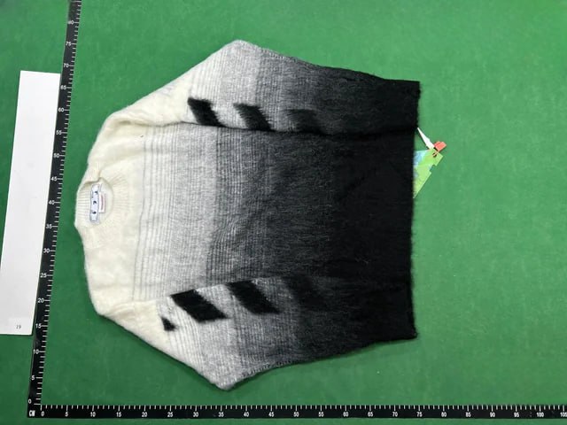 OFF-WHITE Arrow Motif Sweater [16+ styles]
