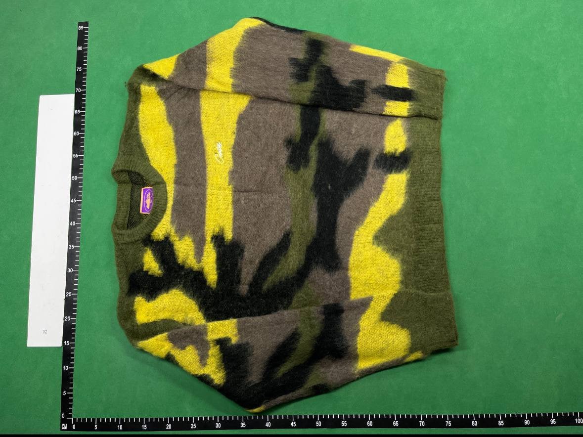 Corteiz Raglan Long Sleeve T-Shirt