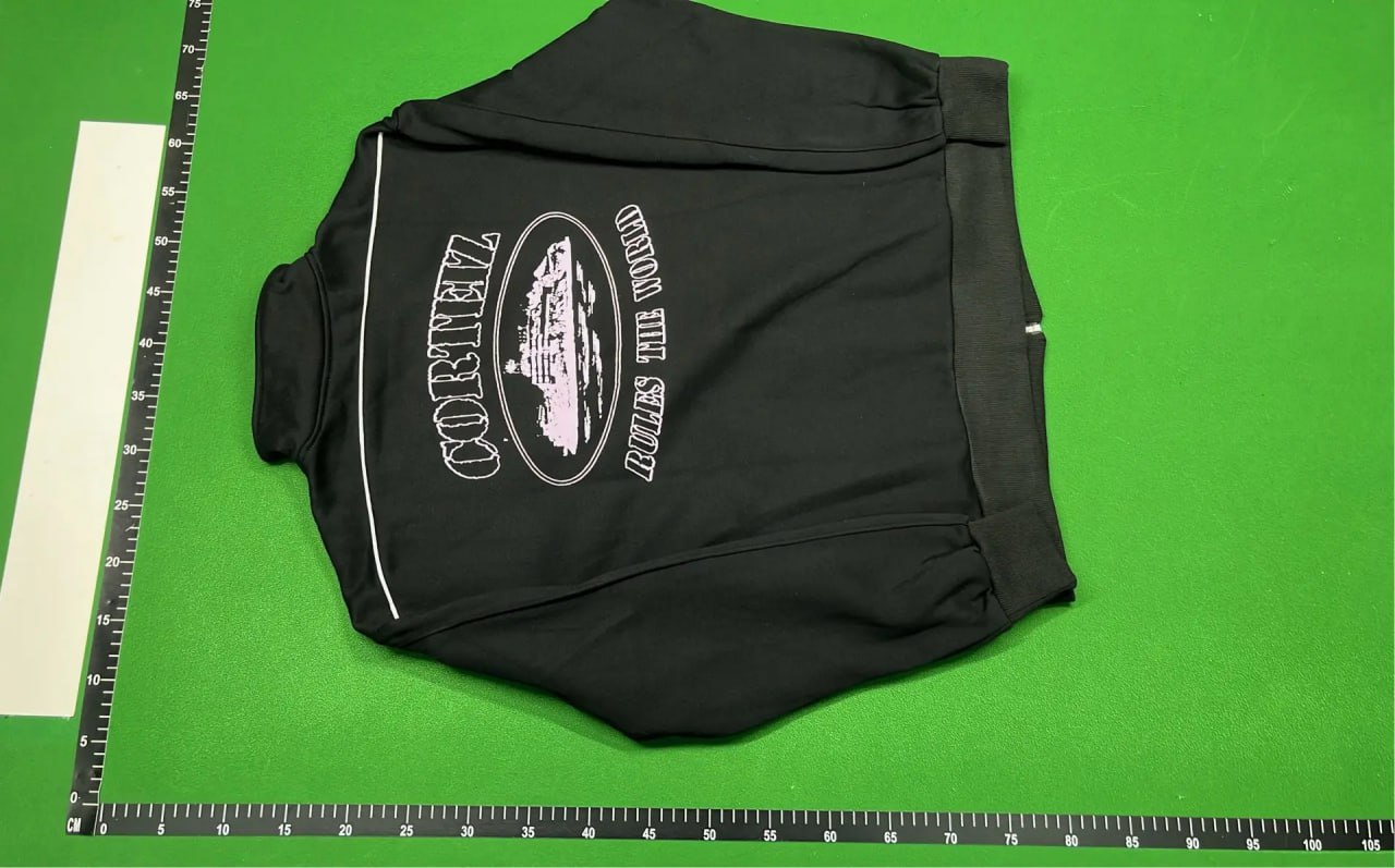 Corteiz 3M Tracksuit [Black with Reflective Logo & Side Stripes]