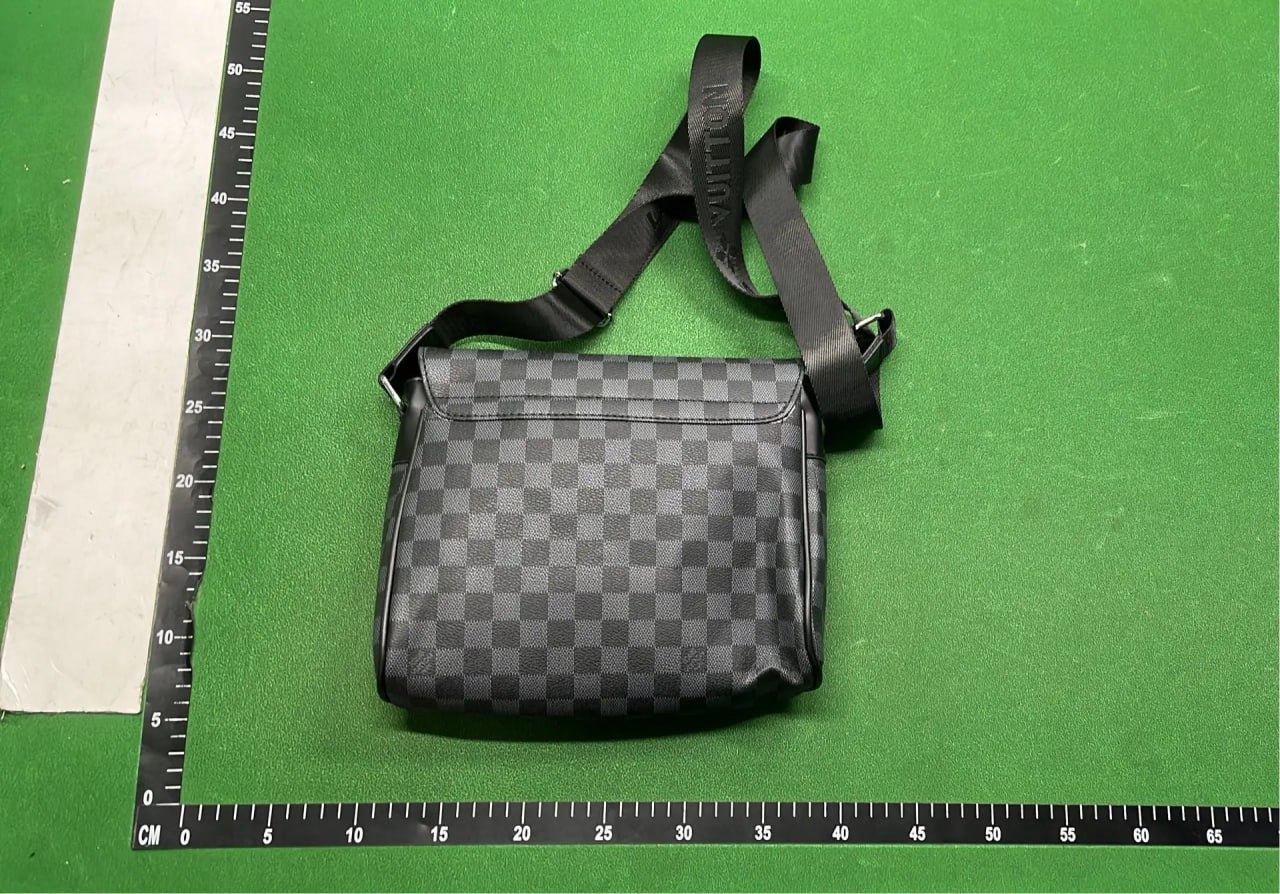 Louis Vuitton Monogram & Damier Canvas Shoulder Bags, Crossbody Bags & Backpacks