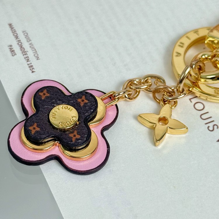 Louis Vuitton Monogram Flower Petal Buckle Keychain
