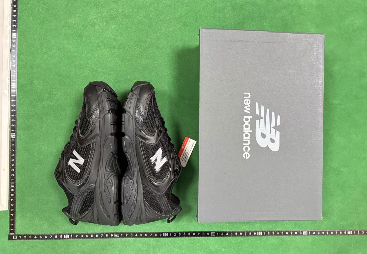 New Balance 550 Sneakers