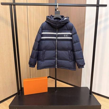 Fendi FF Logo Down Jacket & Gucci GG Supreme Vest Hoodie Jacket