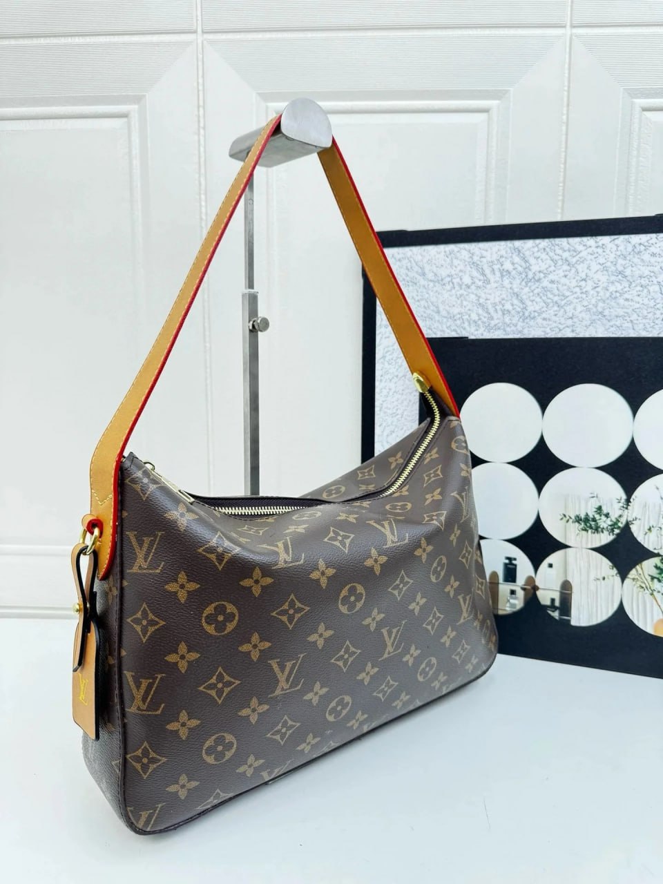 Louis Vuitton Onth Tote Bags [40+ Styles]