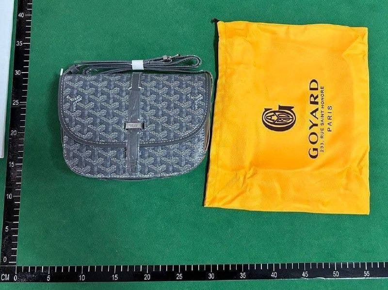Goyard bag (40 CP)