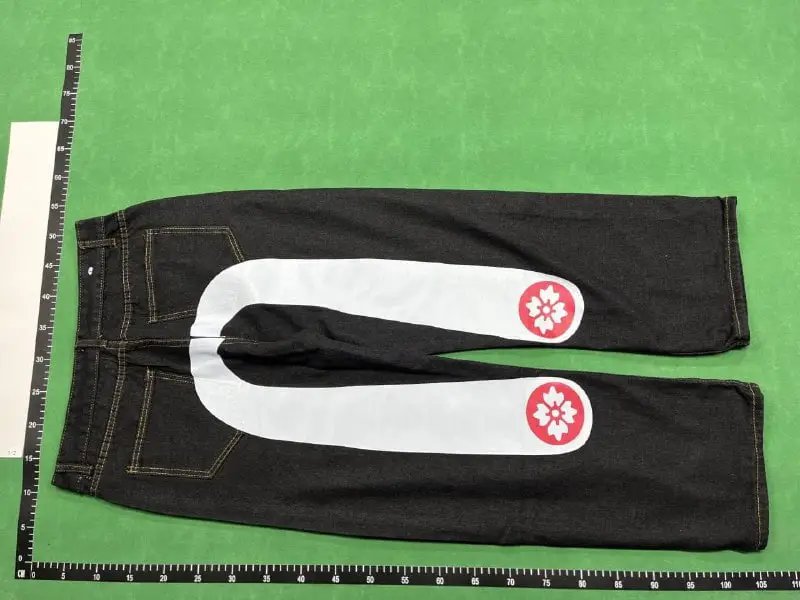 EVISU Jeans（23+ Styles