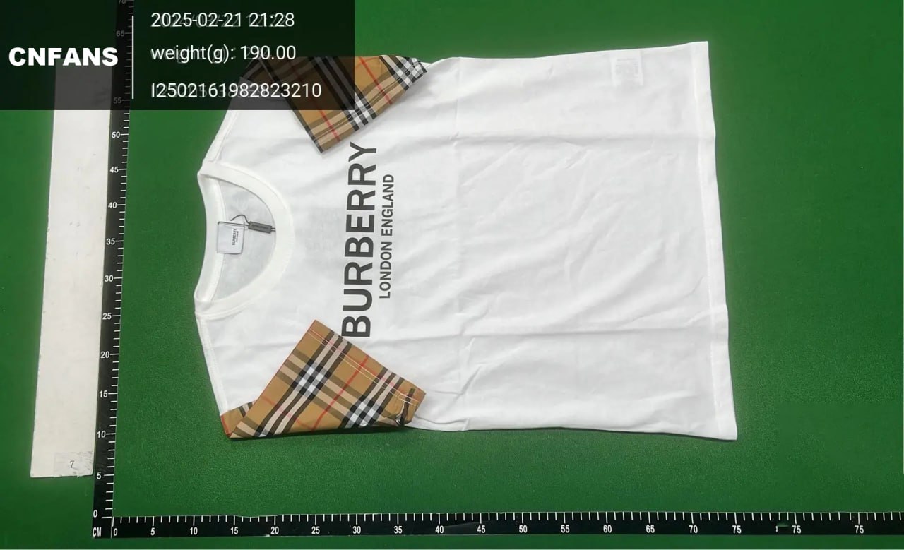 Burberry Graphic T-Shirts [37 styles]