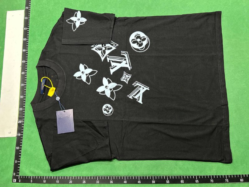 Louis Vuitton Monogram T-Shirt [38 styles]