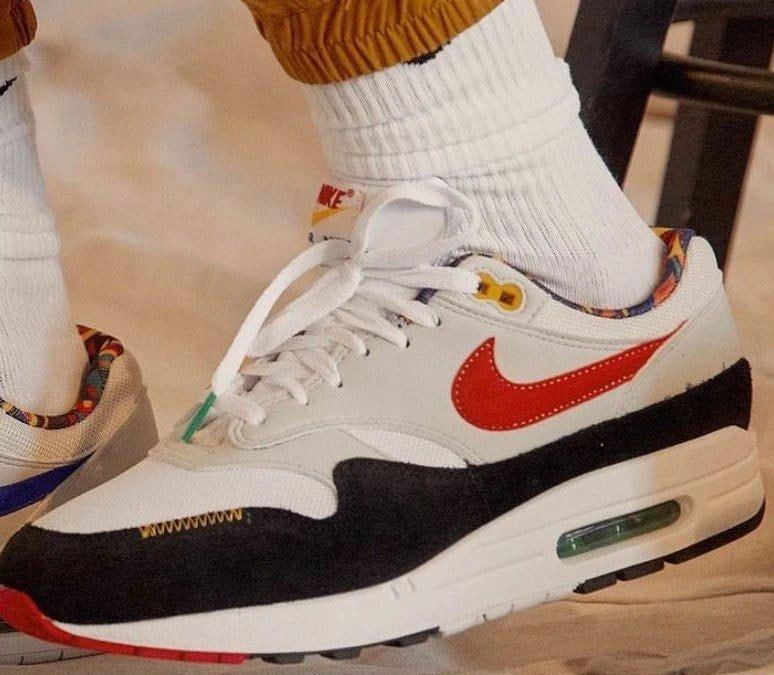 Nike Air Max 1 Sneakers [30 styles]