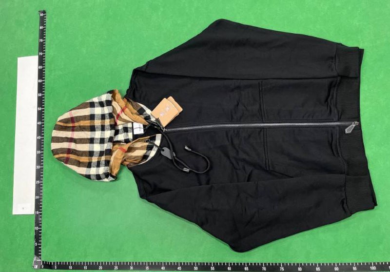 Burberry Check Lined Hoodie [39 styles]