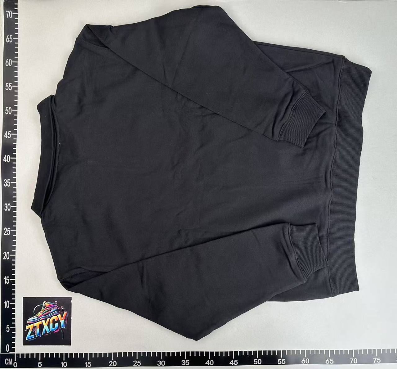 AMI Paris Heart Zip Sweater [3 styles]