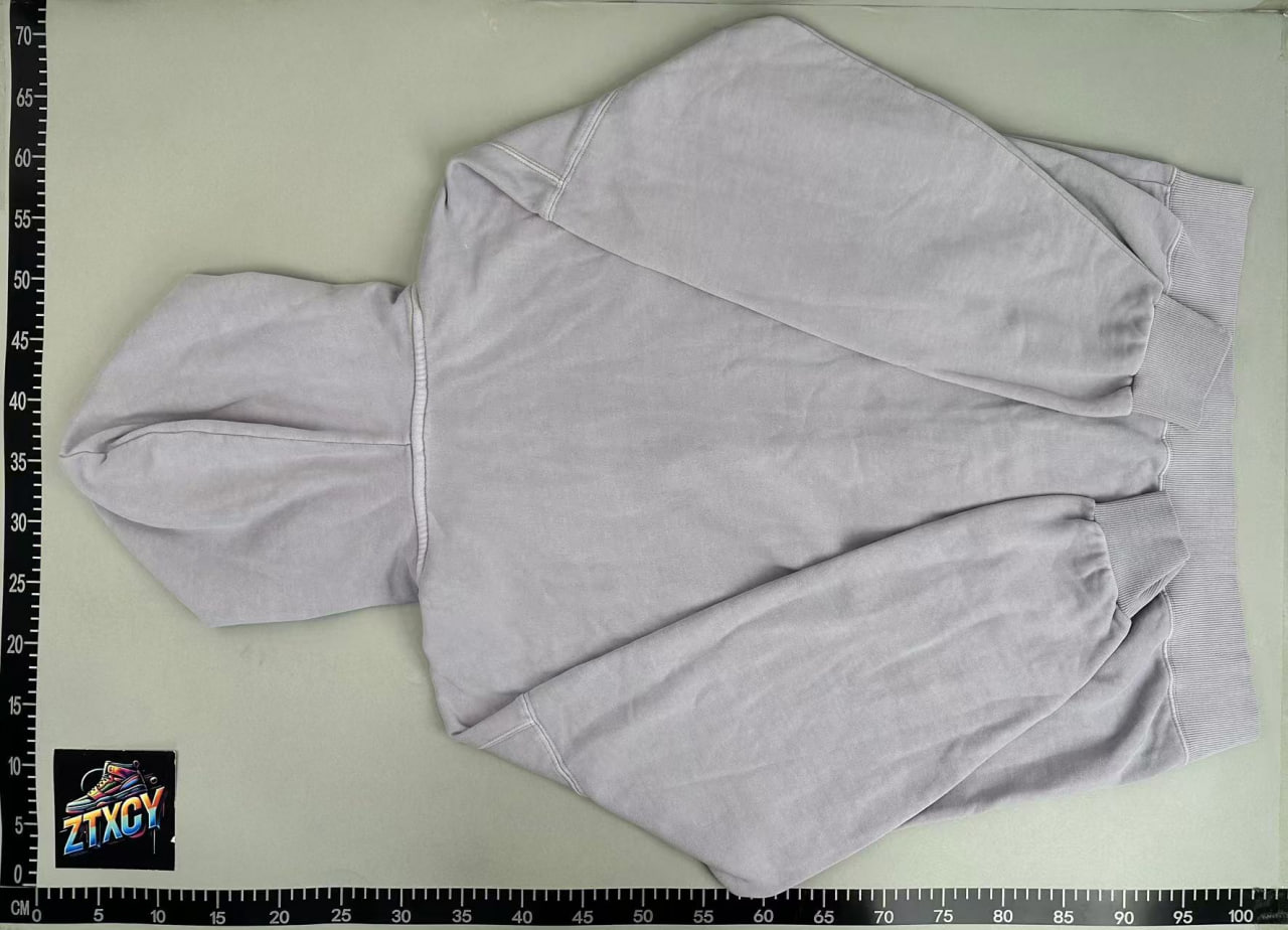 Carhartt Hooded Sweatshirt [3 styles]