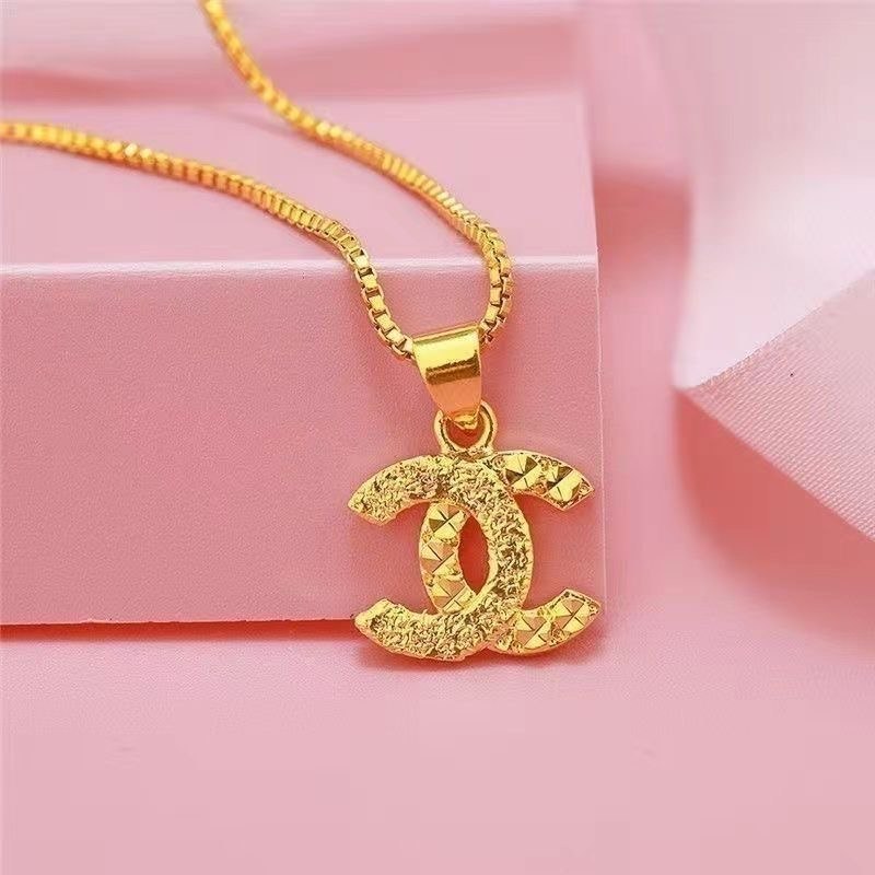 Chanel CC Logo Pendant Necklace