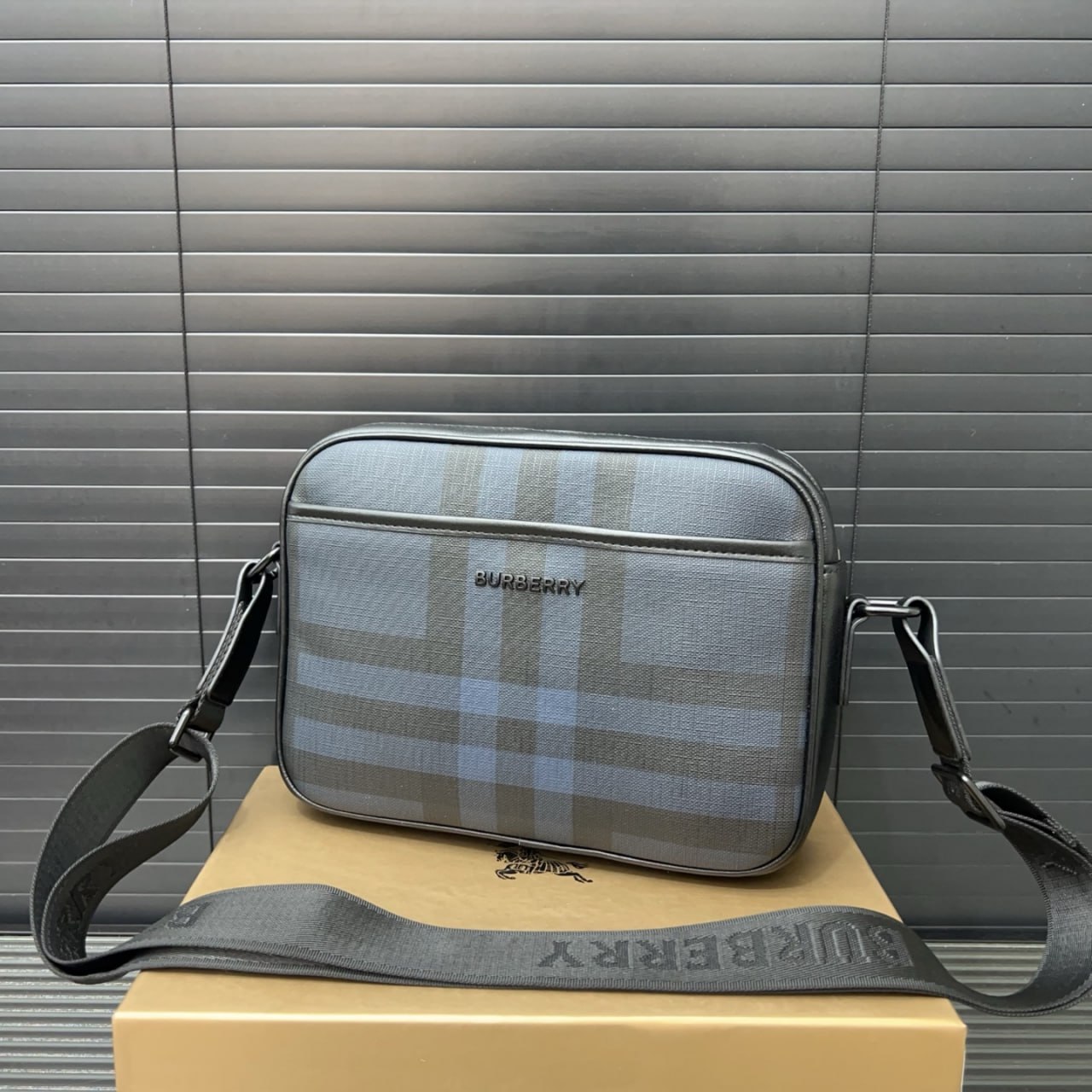 Burberry Vintage Check Backpack & Camera Bags [40 styles]