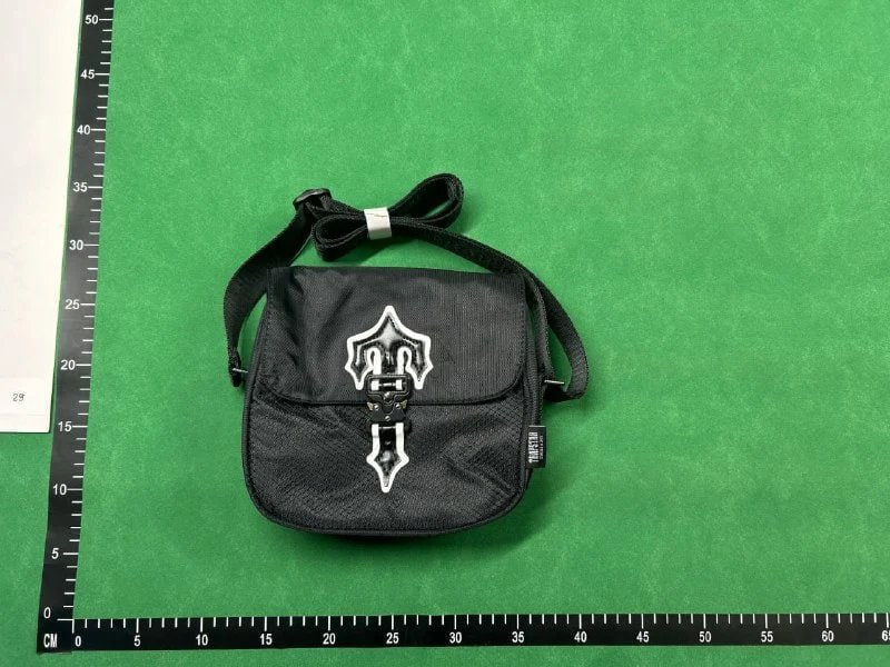 Trapstar bag (30+)