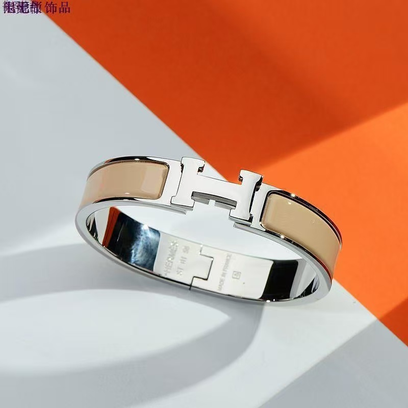 Hermes bracelet (19 styles)