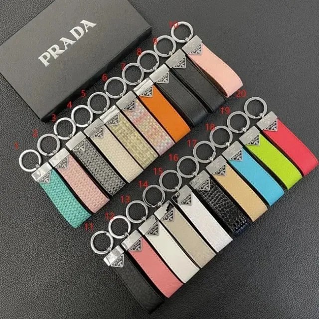 GUCCI GG Supreme Canvas Keychain [35 styles]