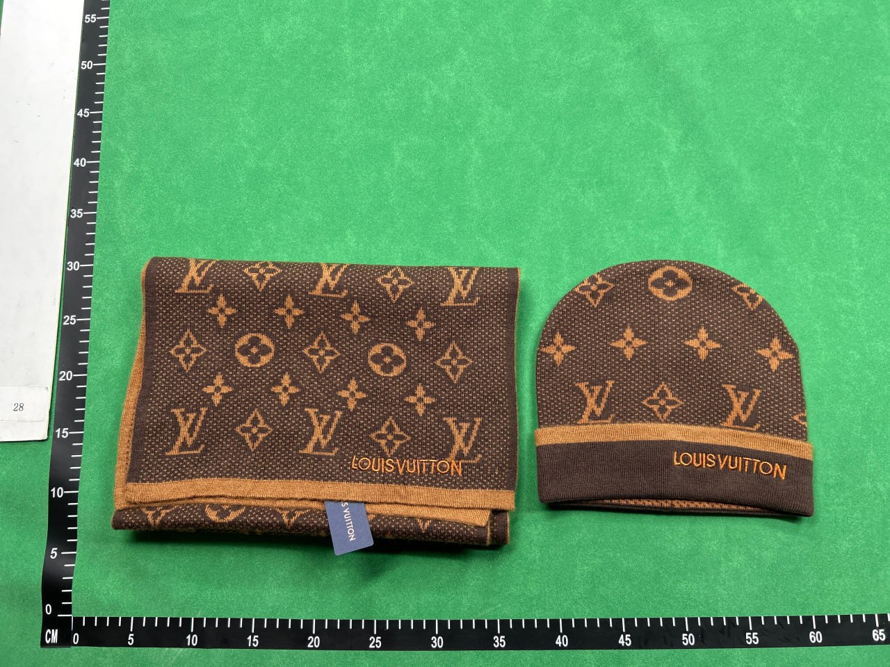 Louis Vuitton Monogram Scarf and Beanie Set [22 styles]