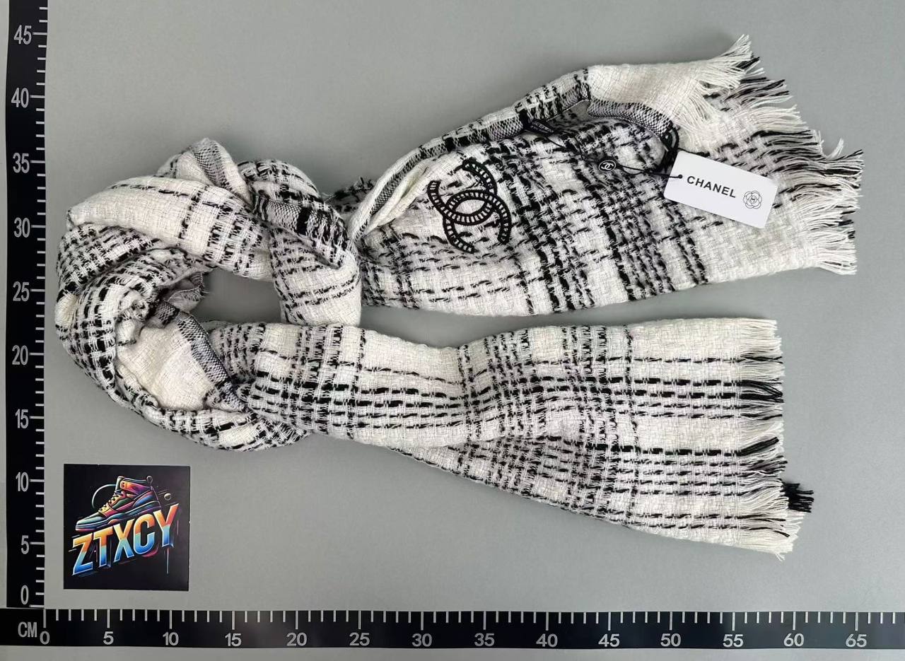 Chanel Tweed Check Scarf [4 styles]