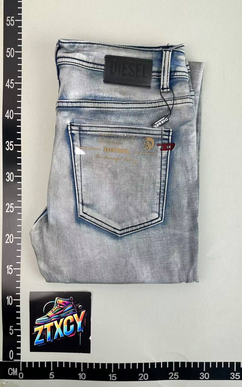 Diesel Successful Living Jeans [34 styles]