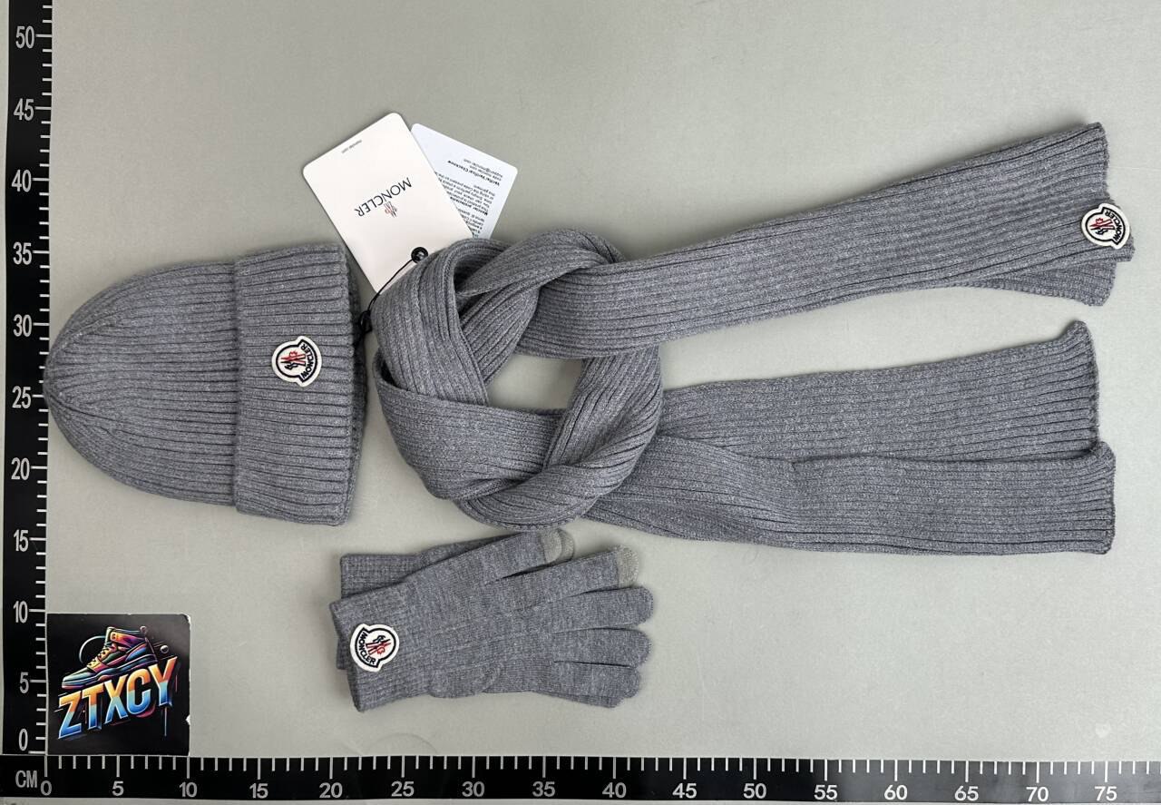 Moncler Ribbed Knit Hat & Gloves Set [5 styles]