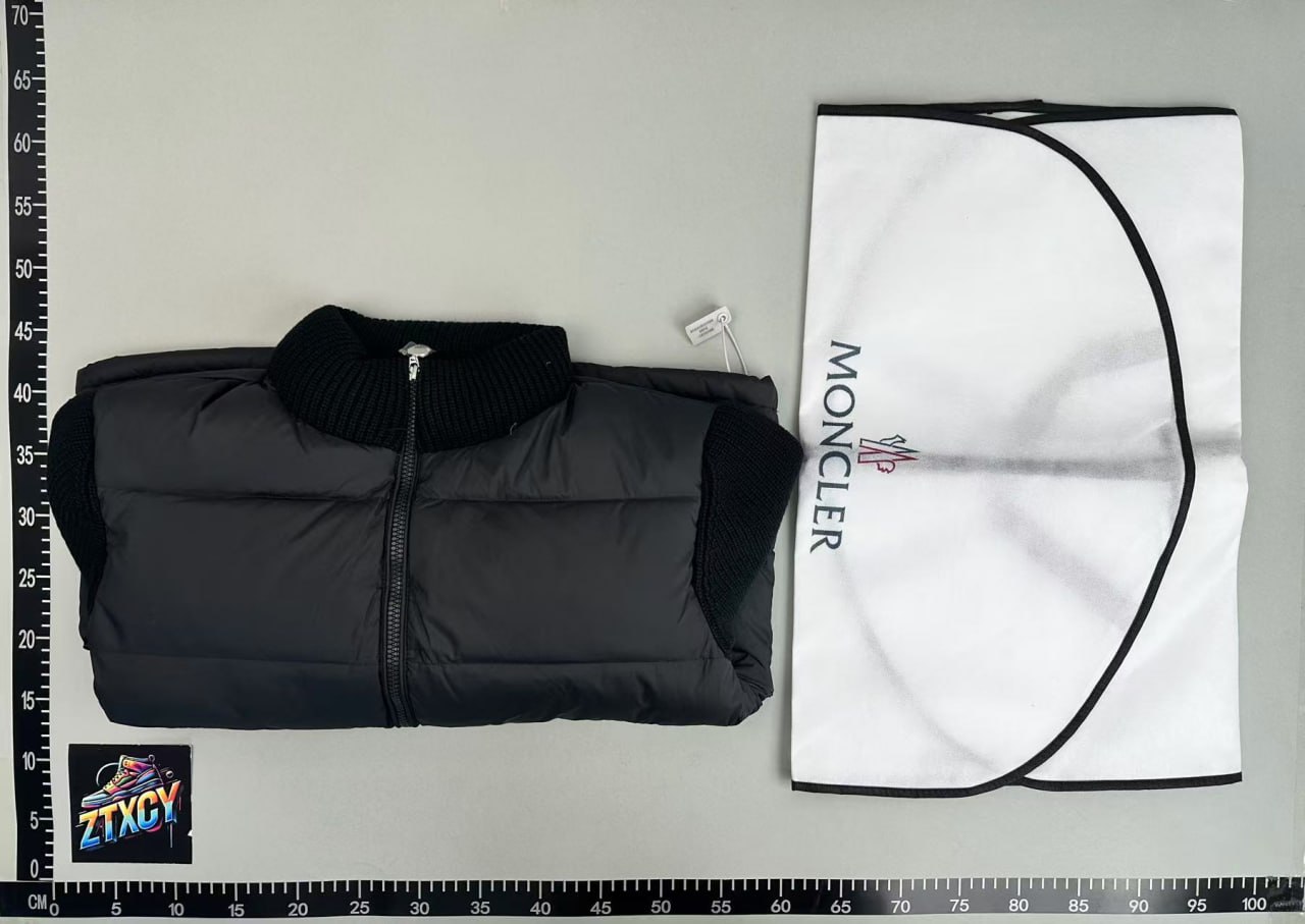 MONCLER PUFFER Jacket [2 styles]