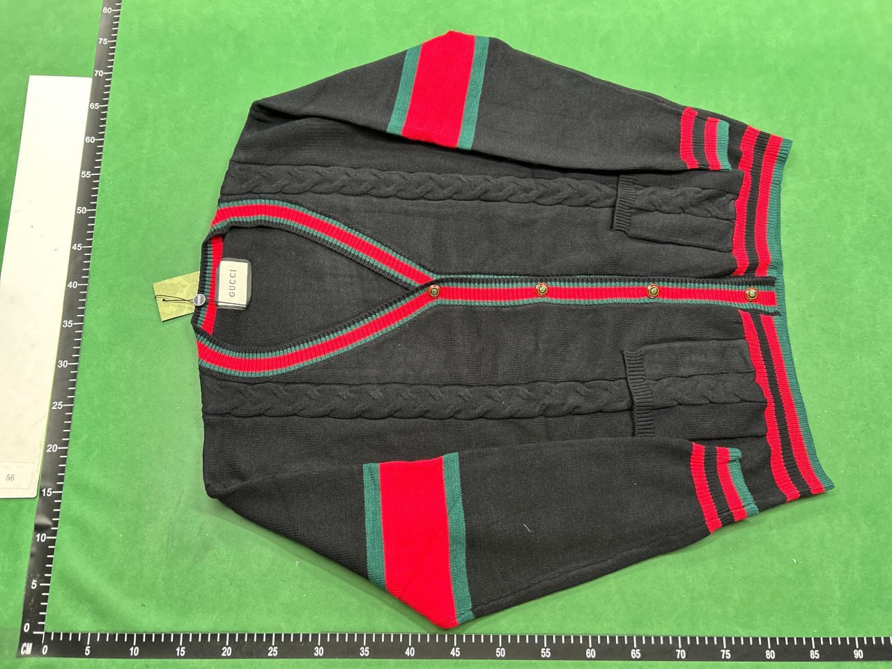 Gucci GG Supreme Down Jacket & Knitted Sweater [35 styles]