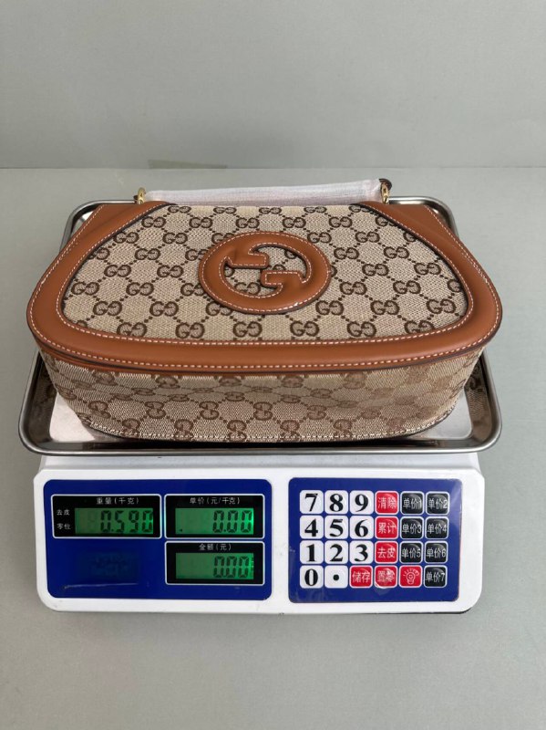 Gucci GG Supreme Shoulder Bag [16 styles]