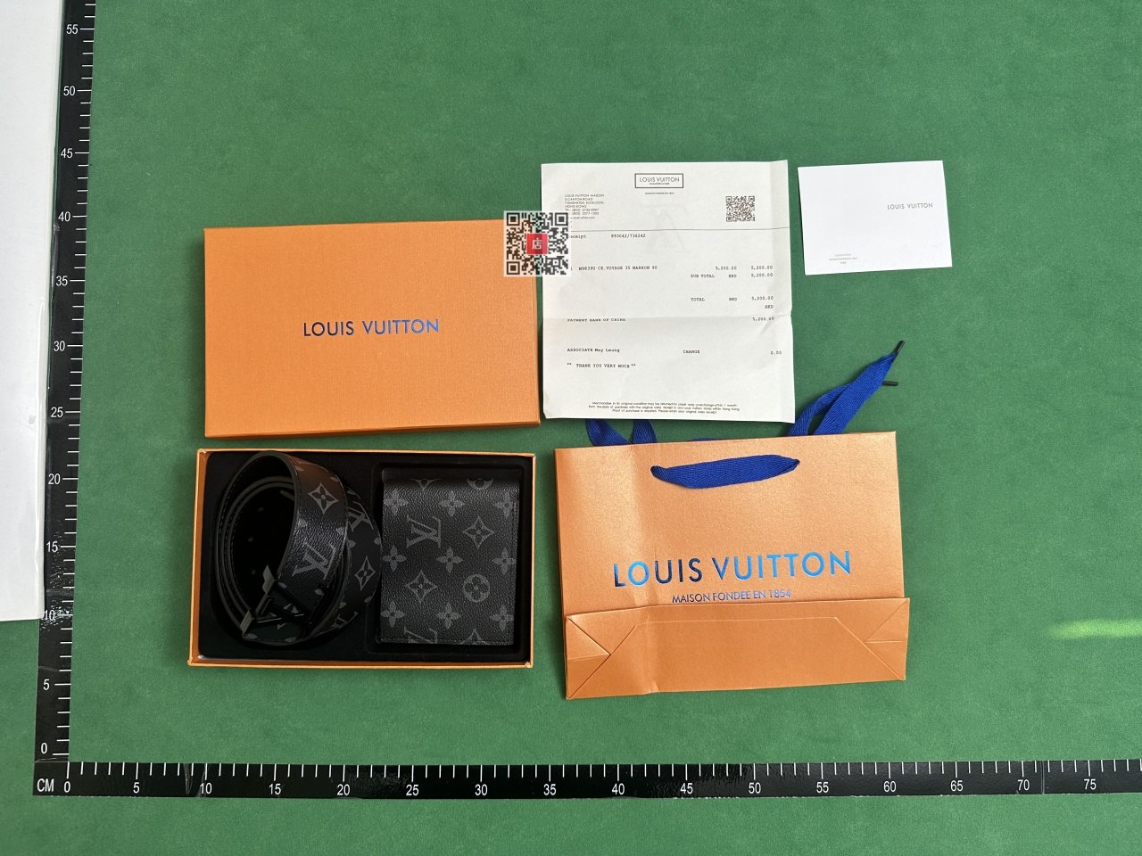 Hermès H Buckle, Louis Vuitton Monogram & Damier, Gucci GG Supreme, Coach Signature Wallet + Belt Set [22 styles]