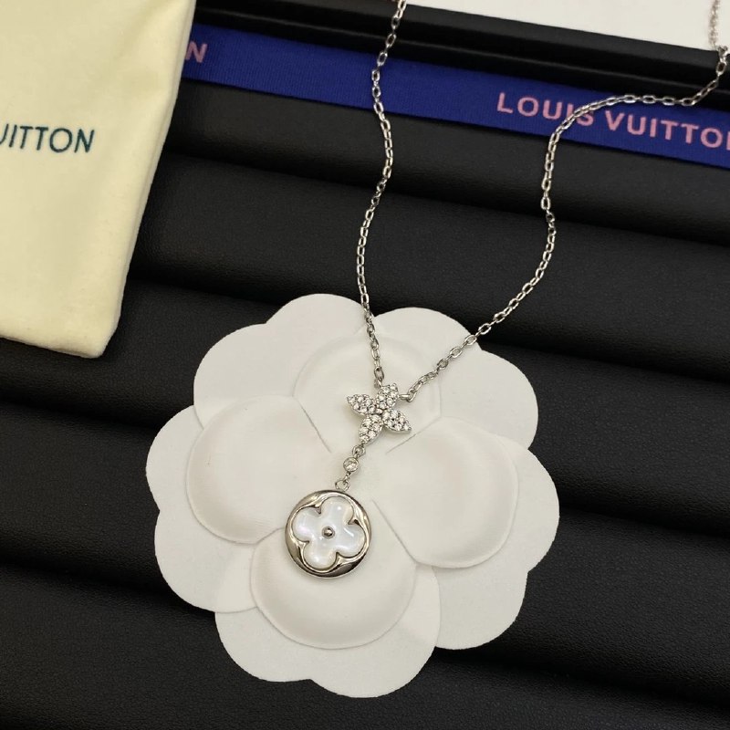 Louis Vuitton Flower & LV Initial Necklaces [40 styles]