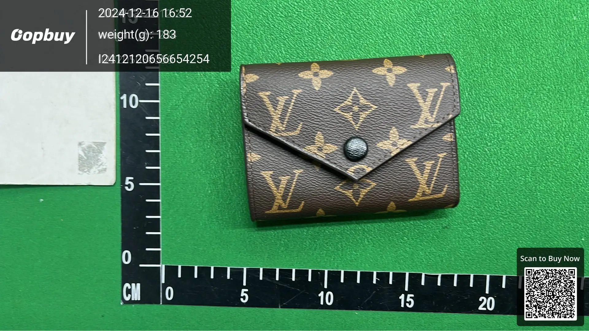Louis Vuitton Monogram / Coach Signature / Gucci GG Supreme Wallets [39 styles]