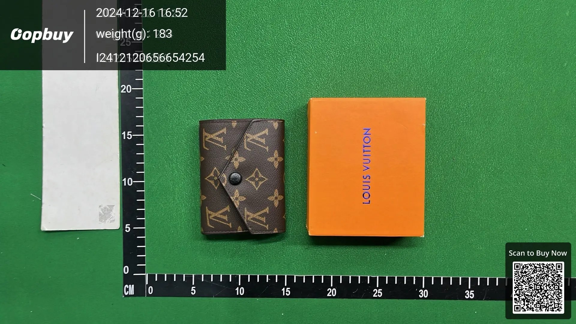 Louis Vuitton Monogram / Coach Signature / Gucci GG Supreme Wallets [39 styles]