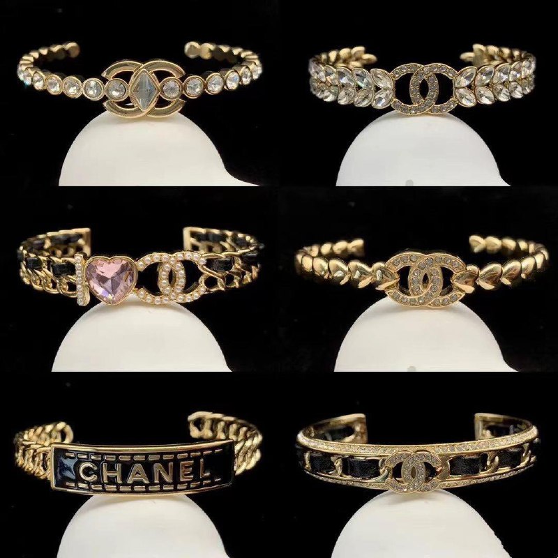 Chanel CC Logo Chain Bracelet [11 styles]