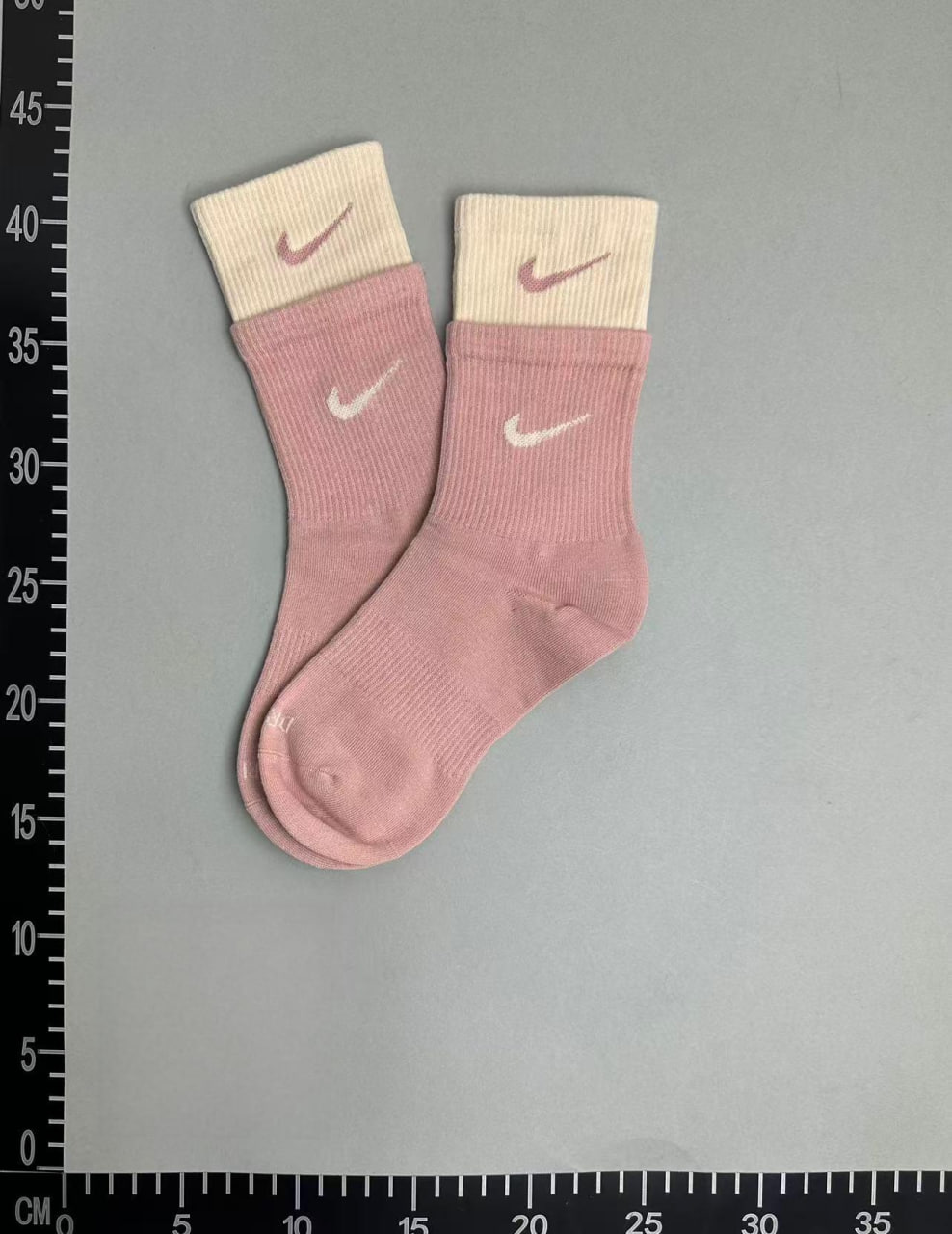 Nike Swoosh Crew Socks [20 styles]