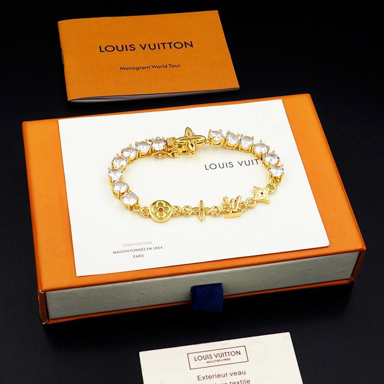Louis Vuitton Monogram World Tour Full Diamond Bracelet
