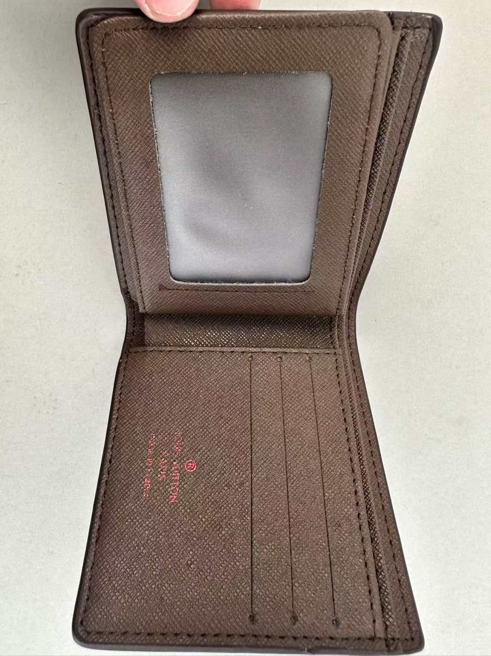 Louis Vuitton Damier and Monogram Wallets [6 styles]