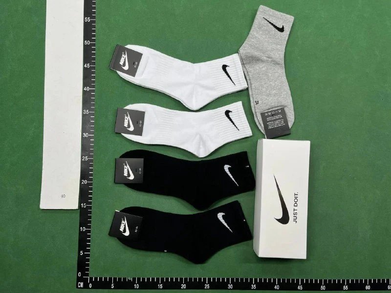 Nike Everyday Lightweight No-Show Socks [20 styles]